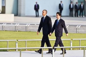 obama-abe-in-hiroshima