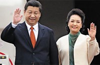 Xi Jingping　＆　Peng　Liyuan-2